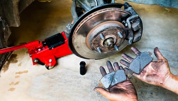 چگونه لنت ترمز سراتو با قیمت مناسب بخریم؟ ترفندهای خرید هوشمندانه