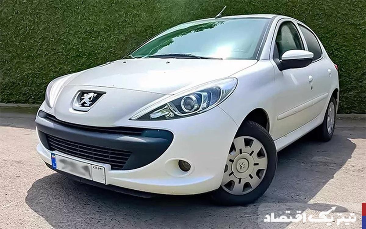 کاهش محسوس قیمت پژو ۲۰۷ در بازار خودرو؛ عقب‌نشینی در چند تیپ پرتقاضا+ جدول