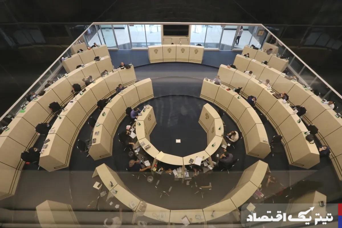 چرا سرمایهگذاران بورسی بلاتکلیف شدند؟
