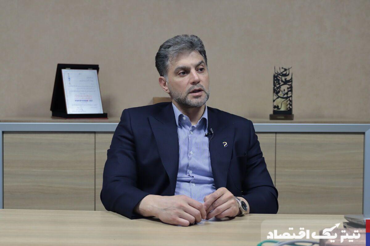 پیش بینی مسیر بازار سرمایه/ بلاتکلیفی سیاسی، بورس را در سایه ابهام نگه داشته است