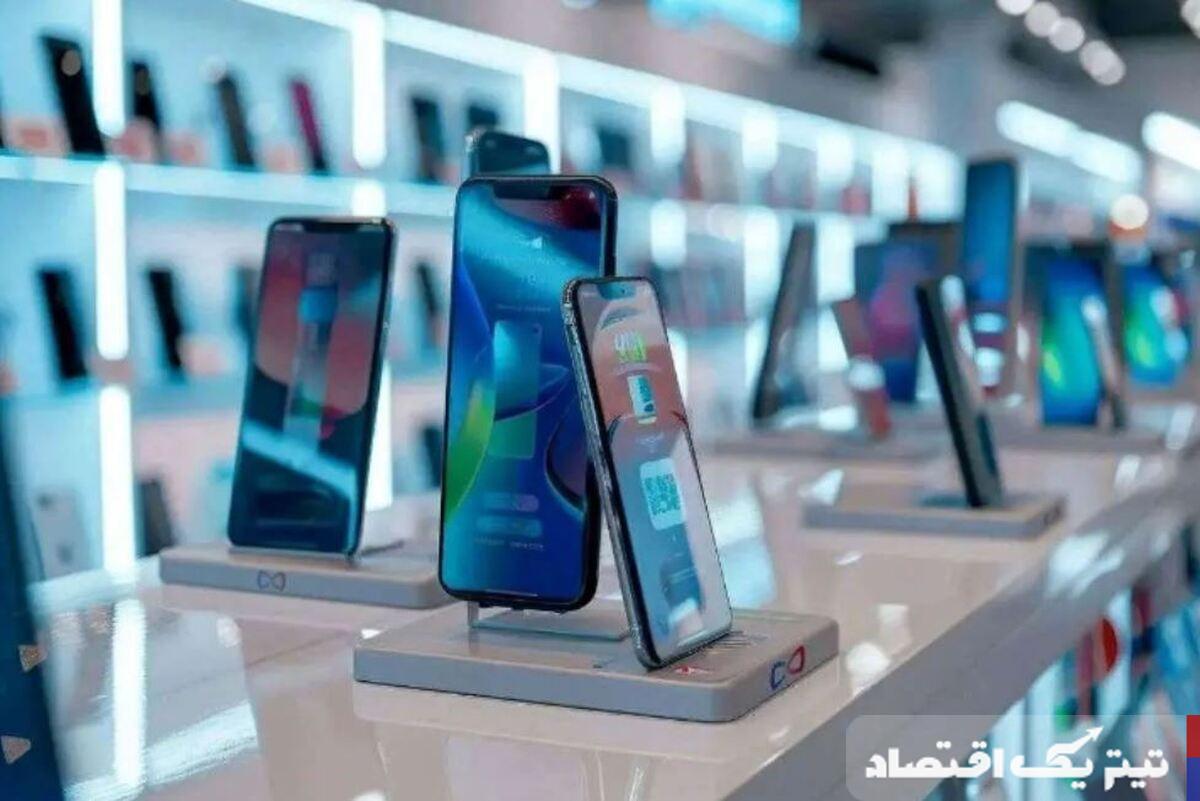 آیفونها در سایه سیاستها: ابهامات و چالشهای واردات تلفن همراه لوکس