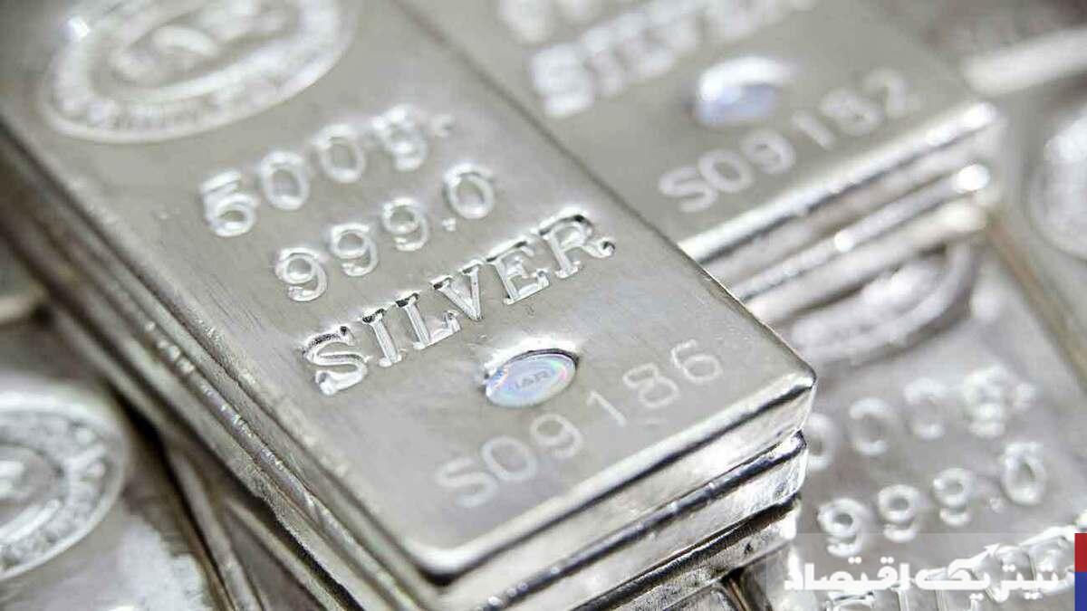 تحلیل قیمت اونس جهانی نقره و تأثیر آن بر بازار داخلی