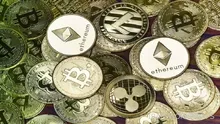 قیمت ارز دیجیتال امروز ۷ شهریور ۱۴۰۵؛ بیت‌کوین به ۷۷ هزار دلار سقوط کرد، تتر ۲۰۴ هزار تومان را هدف گرفت