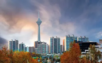 دلار ۲۳۲ هزار تومانی به مسکن می‌رسد؟ / پیش‌بینی قیمت خانه تا پایان ۱۴۰۵؛ گرانی بدون رونق